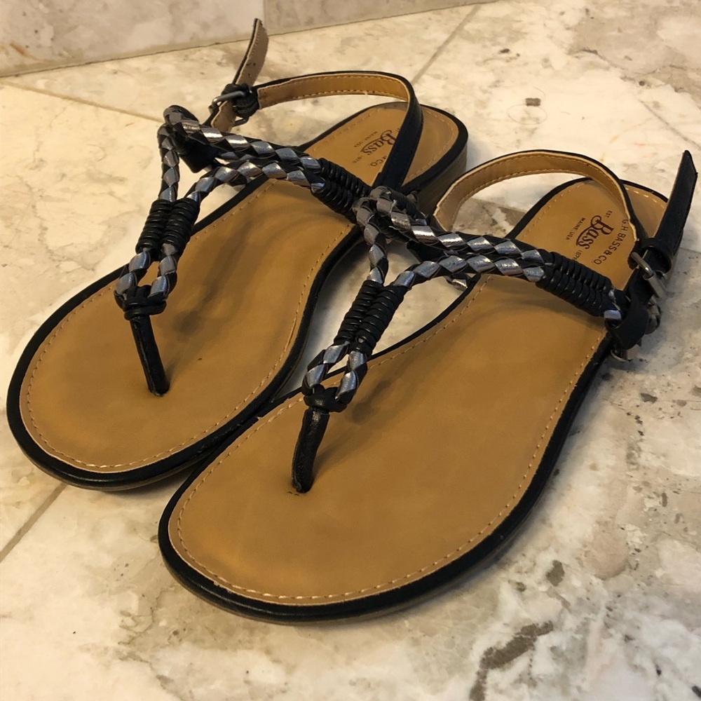 Bass black & silver t strap sandals worn once 6.5
